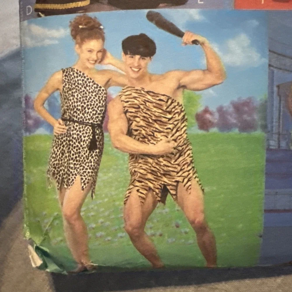 McCall's 2895 Unisex Halloween Costume Sewing Pattern Goddess Caveman Size XS-XL